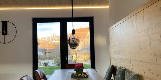 Holzdecke Innenausbau Esszimmer – Zimmerei Andreas Schlegel Hohentengen