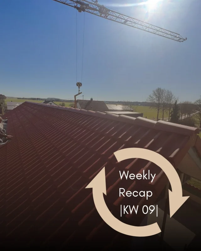 |Weekly Recap KW09|

Diese Woche war richtig was los auf unseren Baustellen 💪🔥

🏠 Projekt Eins: Beim Neubau wurde das Dach eingedeckt – jetzt ist das Gebäude endgültig dicht.
🌤 Projekt Zwei: Baustelle in Konstanz bei bestem Wetter und traumhaftem Ausblick – so macht Arbeiten doppelt Spaß.
🎨 Projekt Drei: Die letzten Restarbeiten am Fassadenprojekt sind abgeschlossen – jetzt fehlt nur noch das Gerüst für den finalen Anblick 👌
🔨 Projekt Vier: Unsere Gaubenerweiterung fertig gedämmt und die Firstkonstruktion vorbereitet – wieder ein großer Schritt Richtung Fertigstellung.
🛠 Außerdem: Unsere Azubis waren diese Woche in der Werkstatt und haben weiter an ihrem Handwerk gefeilt.

Eine Woche mit Vollgas auf allen Baustellen.

#weeklyrecap #kw09 #handwerk #baustellenupdate